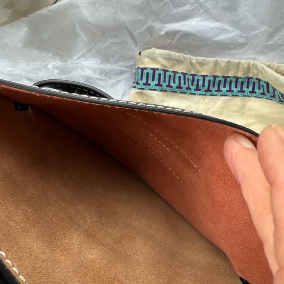 Tory Burch  Razzel  Black and Brown Crossbody Bag with Gold Clasp - Picture 5 of 13